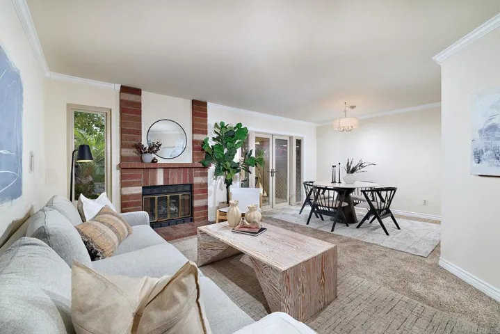 6926 Peach Tree Rd., Carlsbad, California 92011