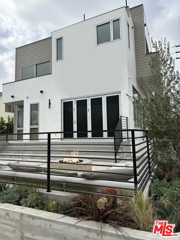1900 20th Street #b, Santa Monica, California 90404