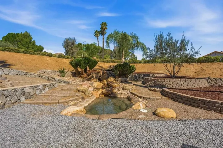 24763 Leada Way, Ramona, California 92065