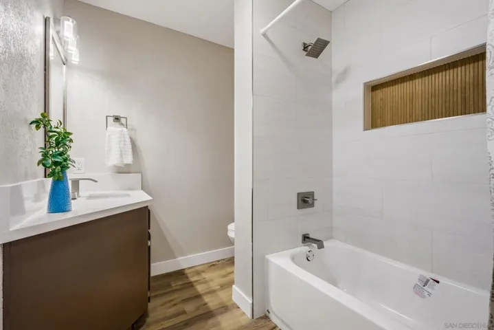 24763 Leada Way, Ramona, California 92065