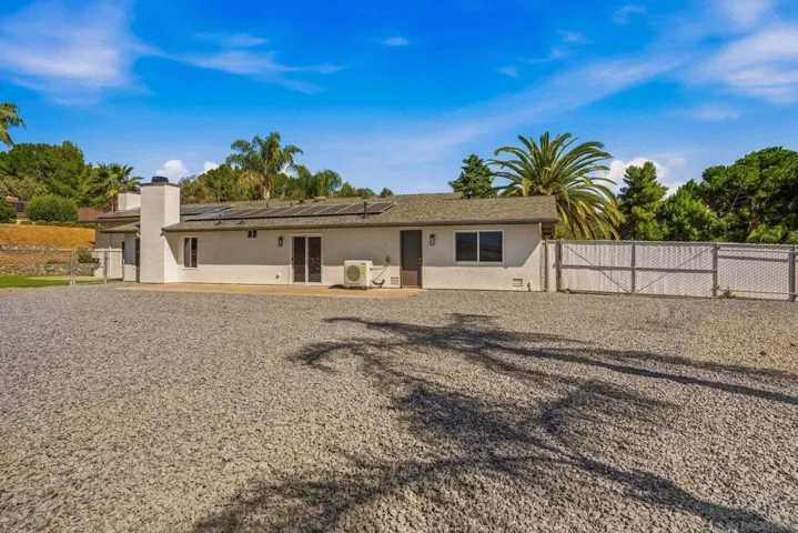 24763 Leada Way, Ramona, California 92065
