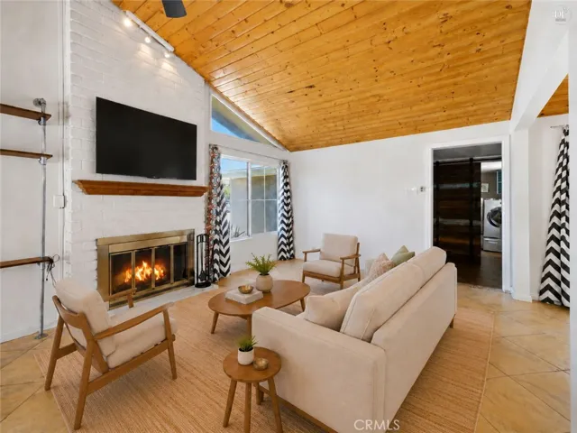 2906 Berkeley, Riverside, California 92506