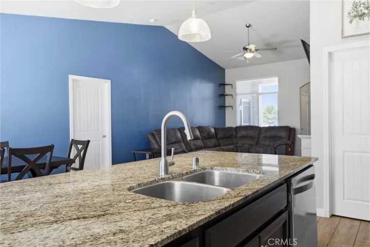 9007 Snowy River Dr., Bakersfield, California 93311