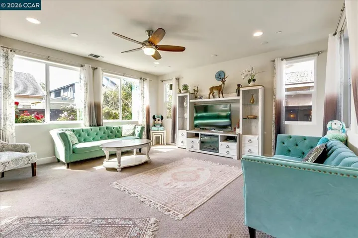 582 Mandevilla Dr, Brentwood, California 94513
