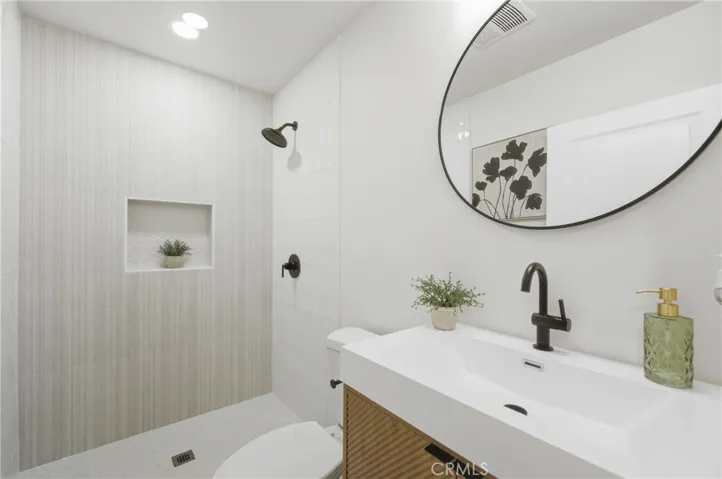 3207 Garnet, Los Angeles, California 90023