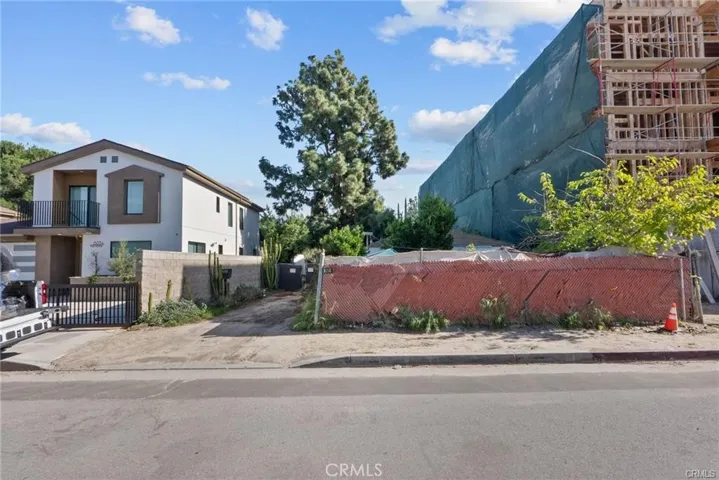 11144 Lorne, Sun Valley, California 91352