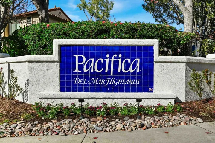 3811 Creststone, San Diego, California 92130