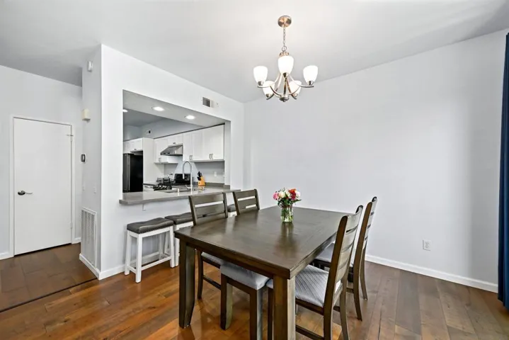 3811 Creststone, San Diego, California 92130
