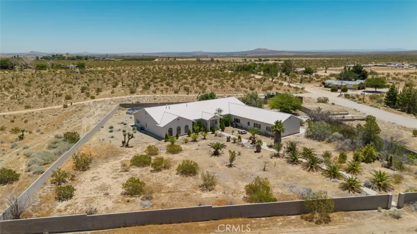 4463 Cloud 9, Mojave, California 93501