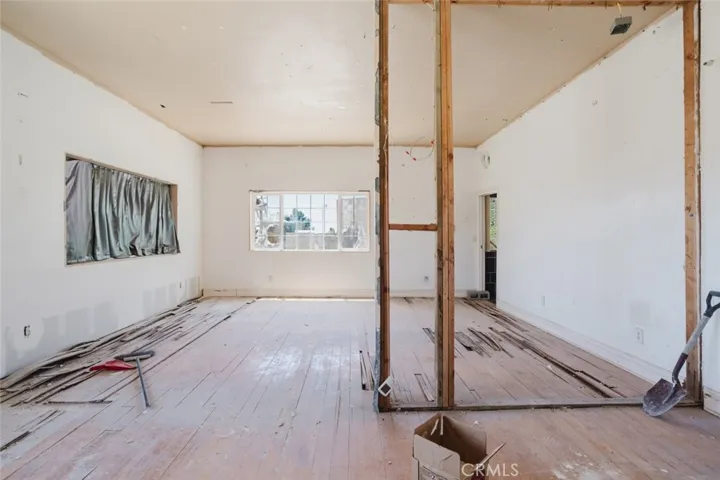4463 Cloud 9, Mojave, California 93501