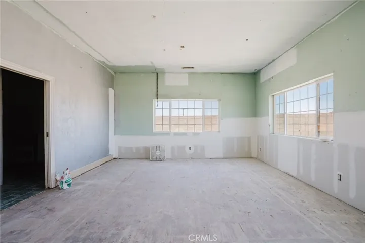 4463 Cloud 9, Mojave, California 93501