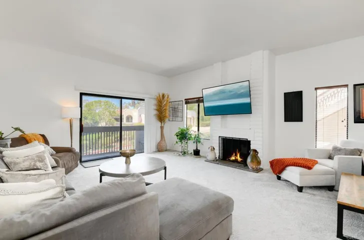 6644 Reservoir Lane, San Diego, California 92115