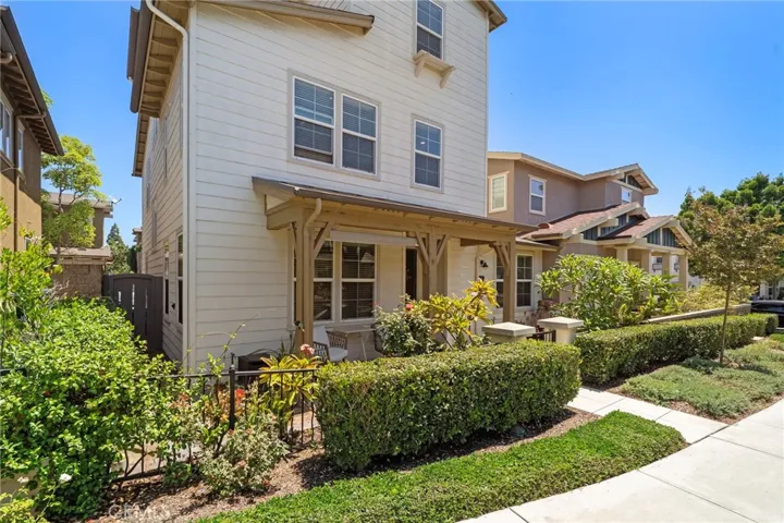 221 Landmark, Tustin, California 92782