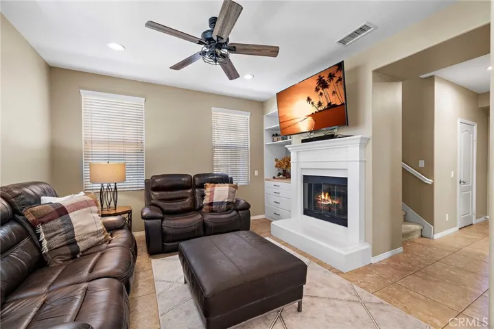 221 Landmark, Tustin, California 92782