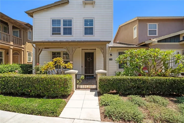 221 Landmark, Tustin, California 92782