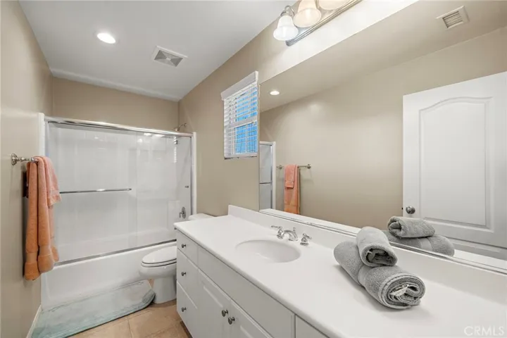221 Landmark, Tustin, California 92782