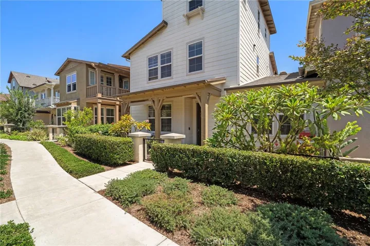 221 Landmark, Tustin, California 92782