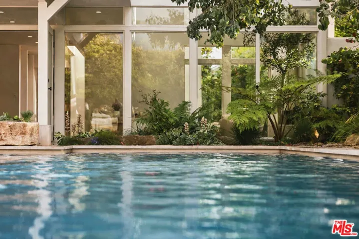 23515 Malibu Colony Road, Malibu, California 90265