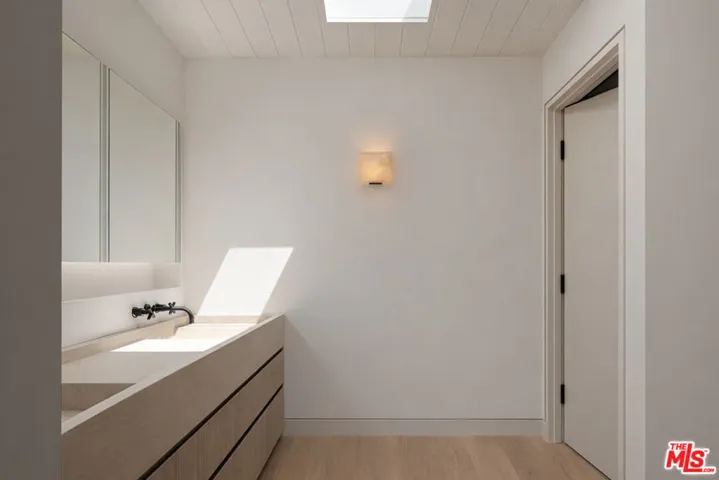 23515 Malibu Colony Road, Malibu, California 90265