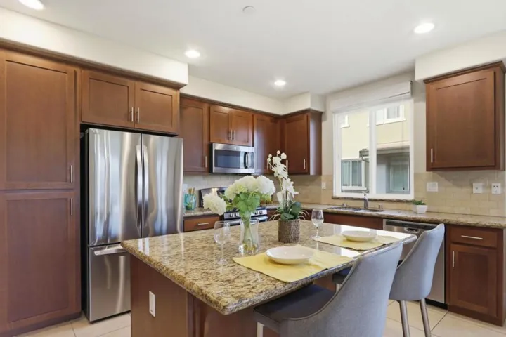 272 Currlin Circle, Milpitas, California 95035