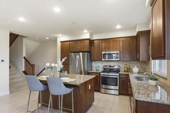 272 Currlin Circle, Milpitas, California 95035