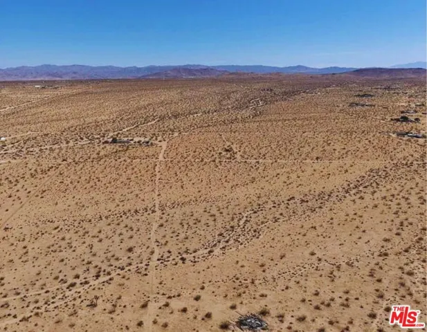 0 Leslie, Landers, California 92285