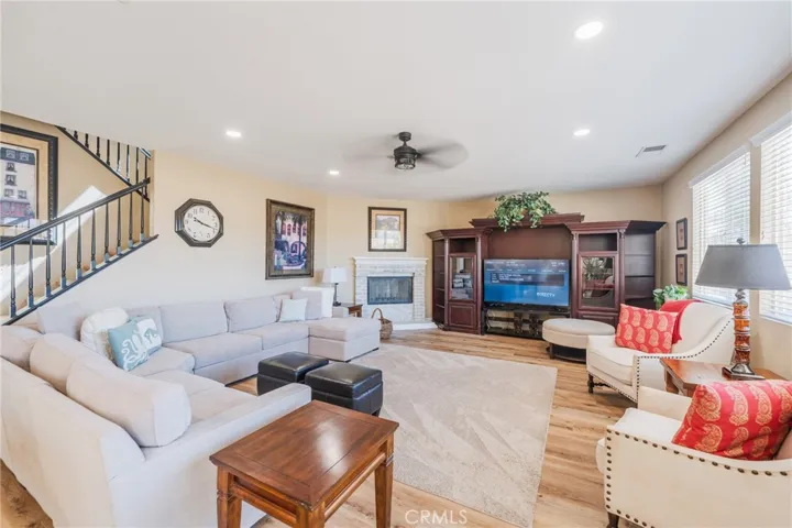 31801 Silk Vine, Winchester, California 92596
