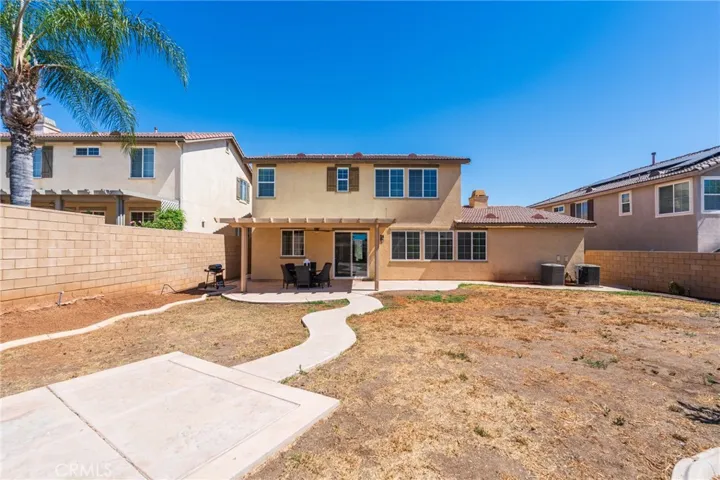 31801 Silk Vine, Winchester, California 92596