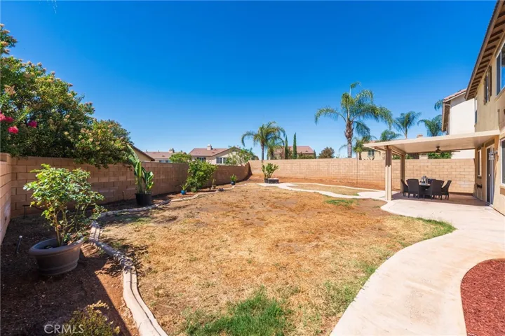 31801 Silk Vine, Winchester, California 92596