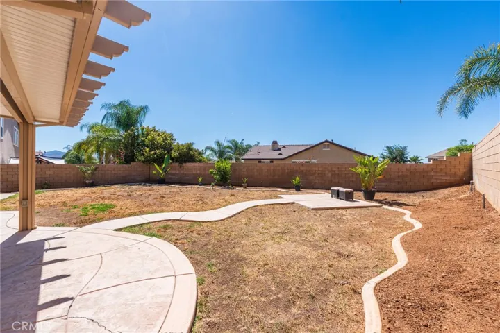 31801 Silk Vine, Winchester, California 92596