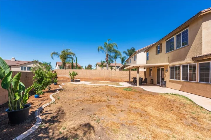 31801 Silk Vine, Winchester, California 92596