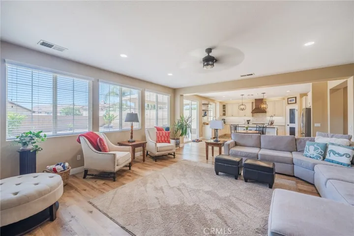 31801 Silk Vine, Winchester, California 92596