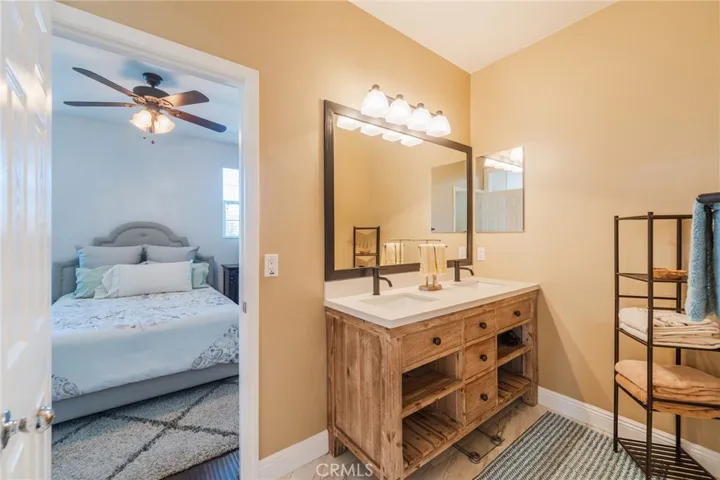 31801 Silk Vine, Winchester, California 92596