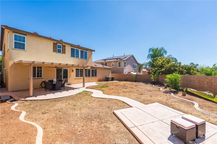 31801 Silk Vine, Winchester, California 92596