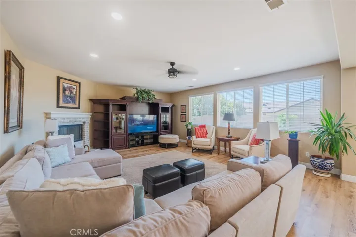 31801 Silk Vine, Winchester, California 92596