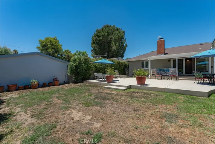 6916 Woodlake, West Hills, California 91307