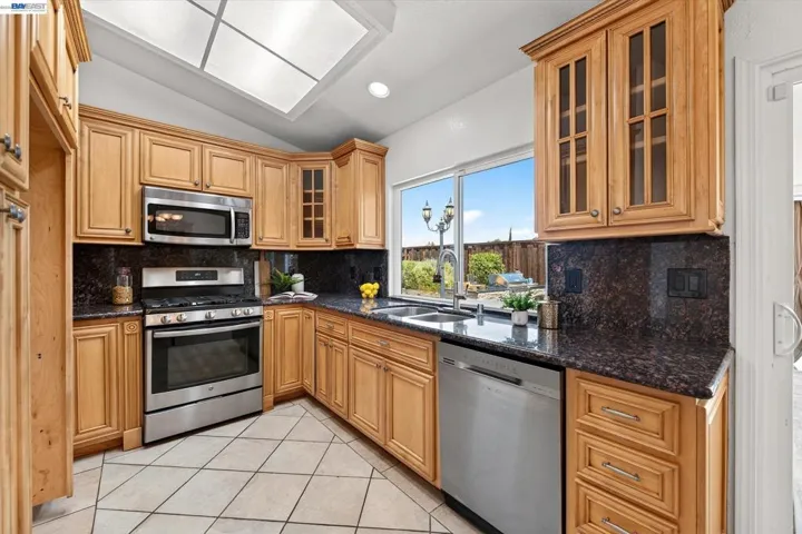 1500 Andrew Street, Tracy, California 95376