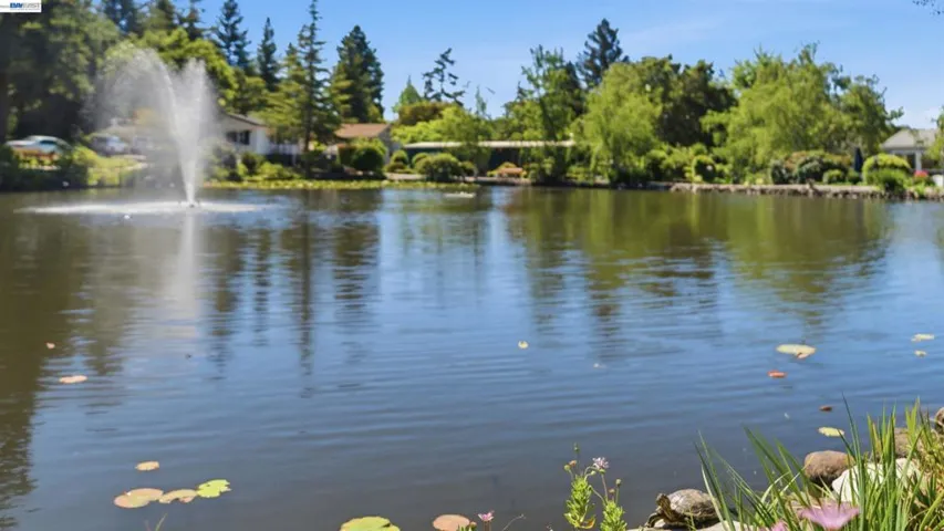 552 Bean Creek Rd, Scotts Valley, California 95066-3328