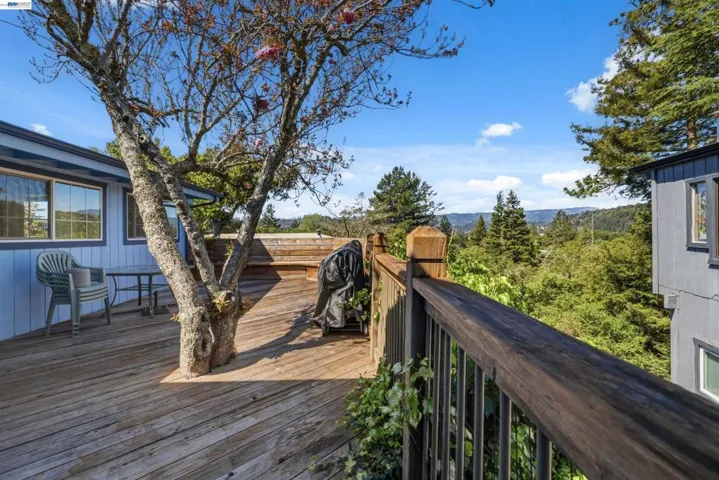 552 Bean Creek Rd, Scotts Valley, California 95066-3328