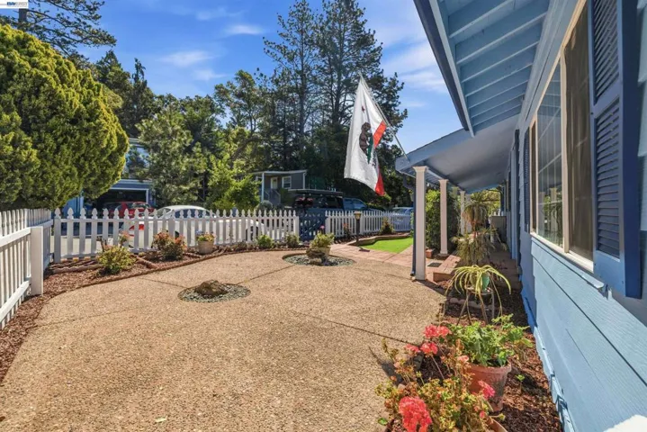 552 Bean Creek Rd, Scotts Valley, California 95066-3328