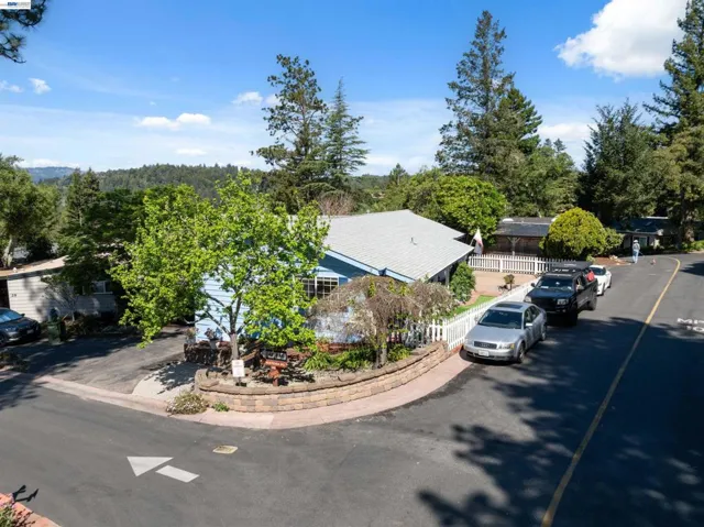 552 Bean Creek Rd, Scotts Valley, California 95066-3328