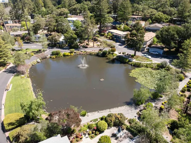 552 Bean Creek Rd, Scotts Valley, California 95066-3328