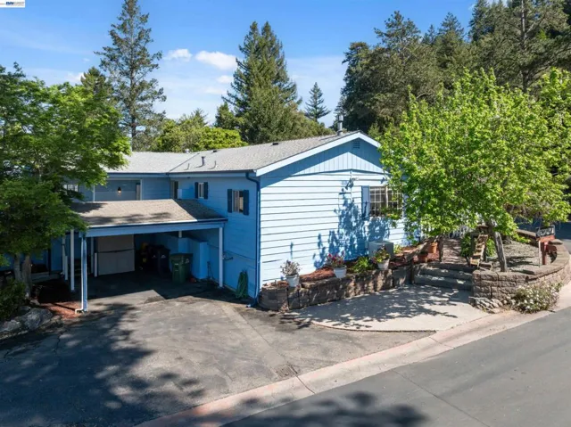 552 Bean Creek Rd, Scotts Valley, California 95066-3328