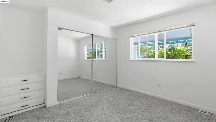 552 Bean Creek Rd, Scotts Valley, California 95066-3328