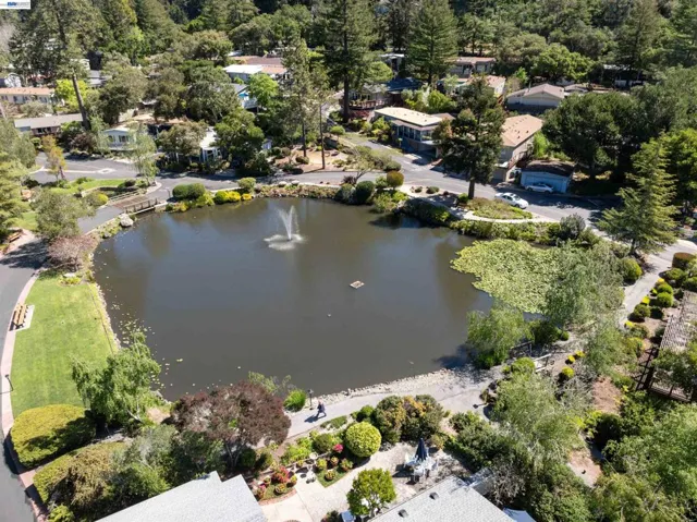 552 Bean Creek Rd, Scotts Valley, California 95066-3328