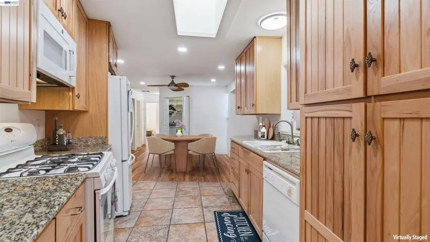 552 Bean Creek Rd, Scotts Valley, California 95066-3328