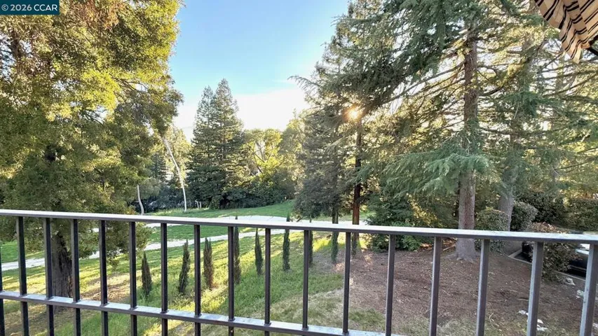 OFFERING BEAUTIFUL SUNSETS AND VIEWS!