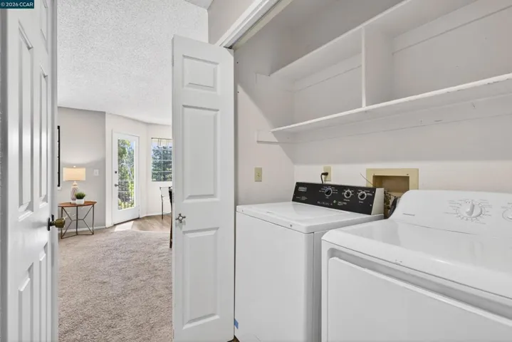 INTERIOR WASHER AND DRYER