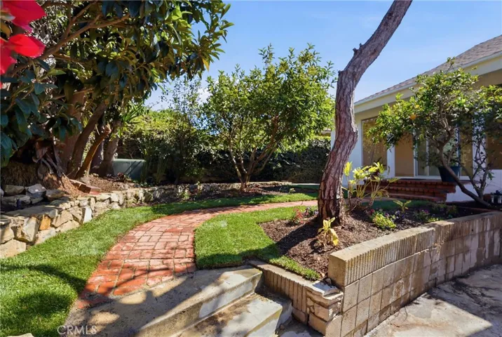 23316 Los Codona Ave., Torrance, California 90505