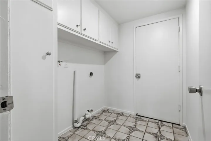 23316 Los Codona Ave., Torrance, California 90505